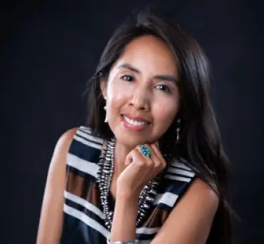 Nicole Johnny headshot